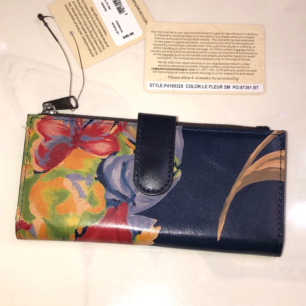 Patricia Nash Nazari Bifold Leather Wallet Le Fleur Print NWT & Card